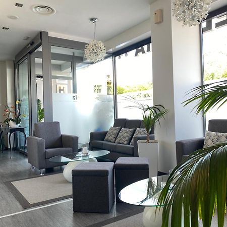 Hotel Нойя Екстер'єр фото